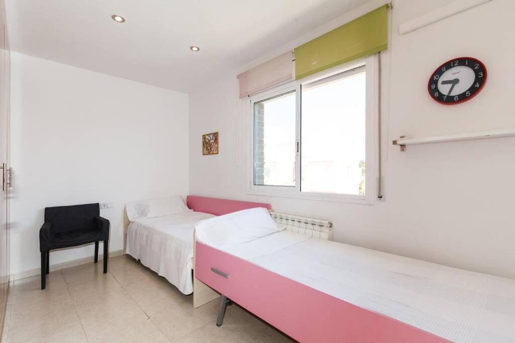 Villa Wine Experience Cambrils - Wine, Art & Games Экстерьер фото