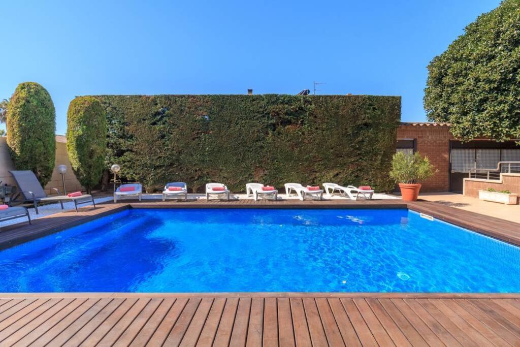 Villa Wine Experience Cambrils - Wine, Art & Games Экстерьер фото